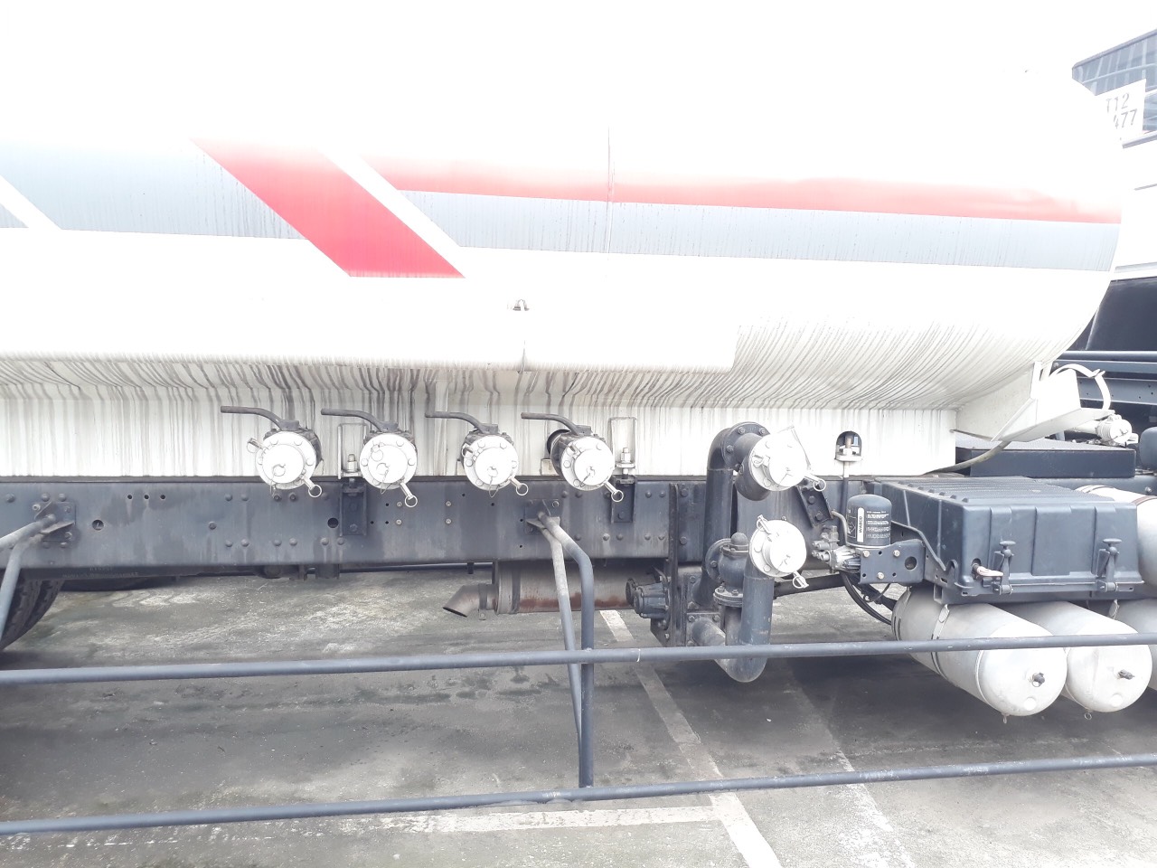 Xe chở xăng dầu 18 khối Chenglong